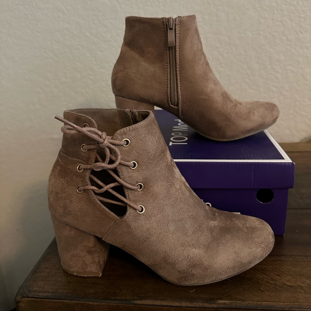 Fall Boots - Picture 2 of 4